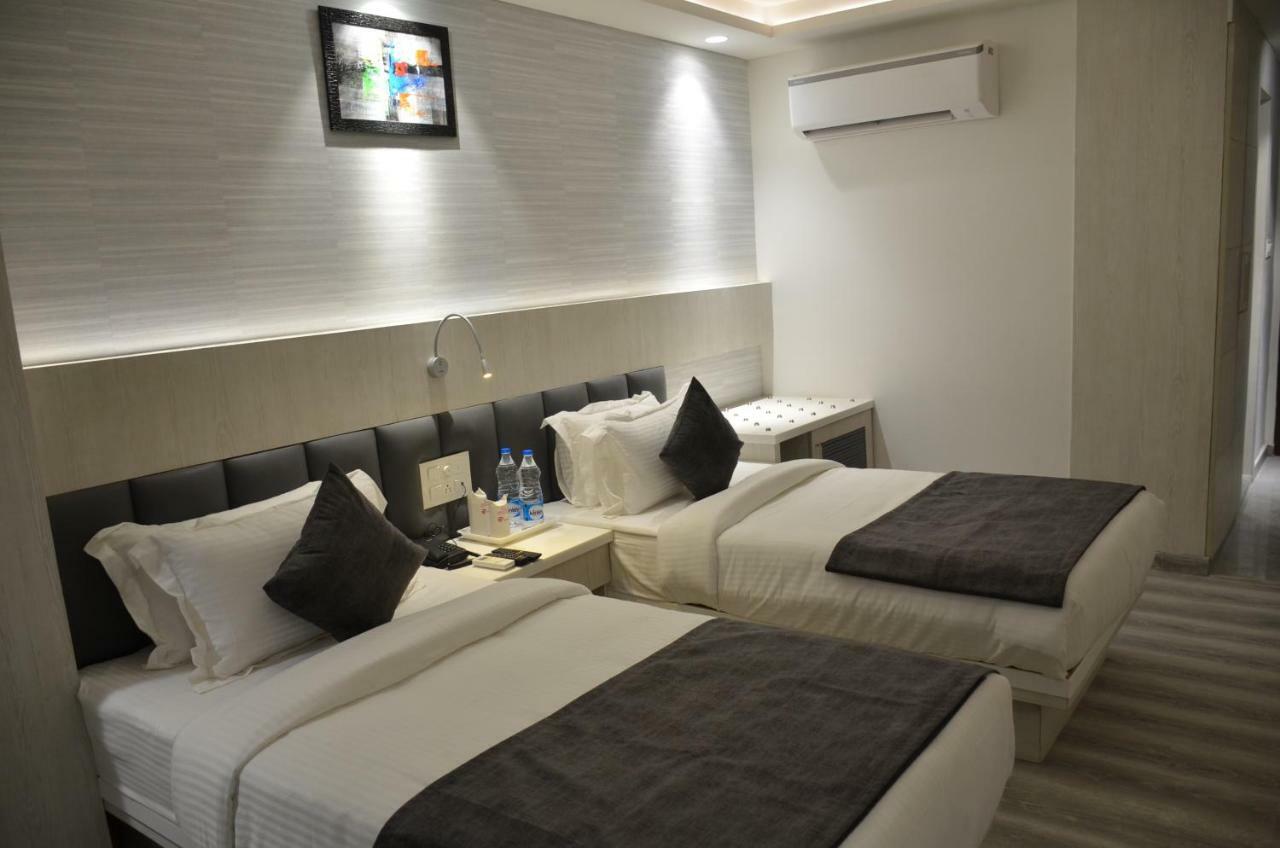 Hotel Radiance Bareilly Eksteriør bilde