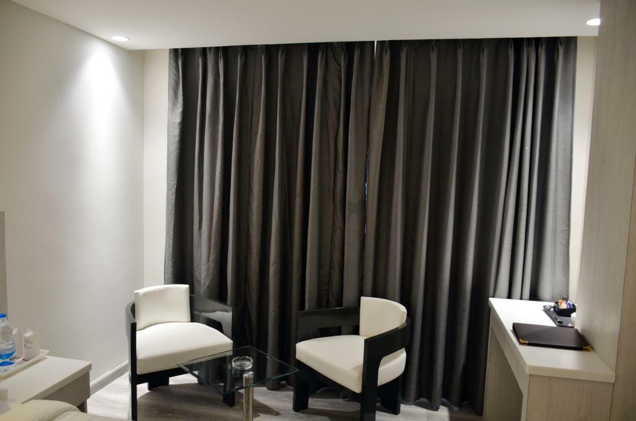 Hotel Radiance Bareilly Eksteriør bilde