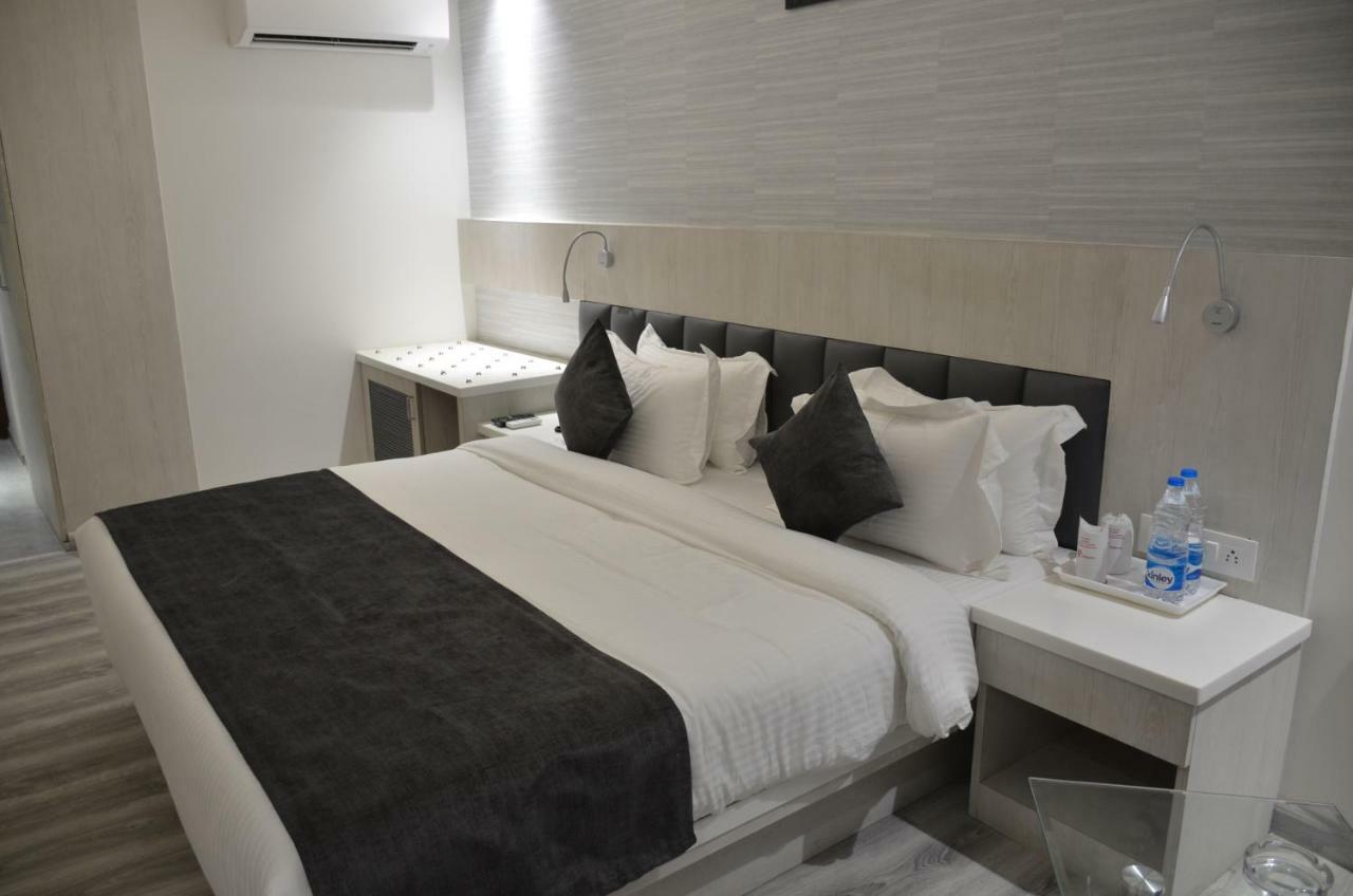 Hotel Radiance Bareilly Eksteriør bilde