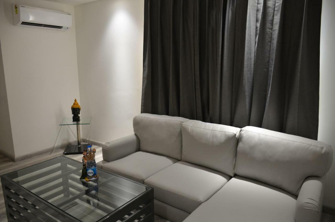 Hotel Radiance Bareilly Eksteriør bilde