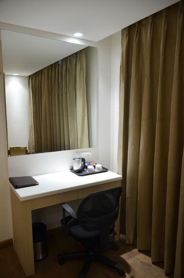 Hotel Radiance Bareilly Eksteriør bilde